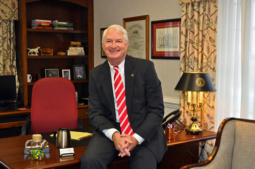 Picture of Dexter Gilliam, Jr.  - President & CEO of The Bank of Charlotte County.